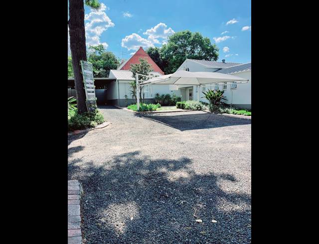 Business property to rent in WITKOPPEN